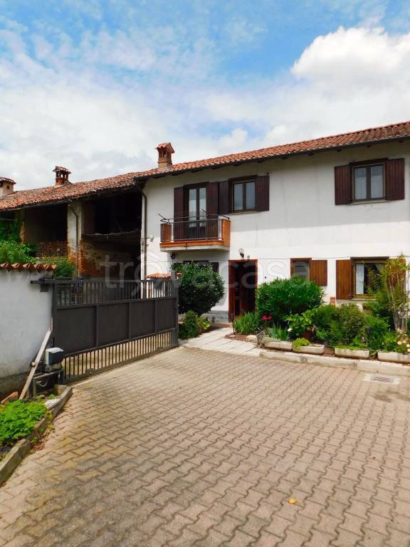 casa indipendente in vendita a Garlasco