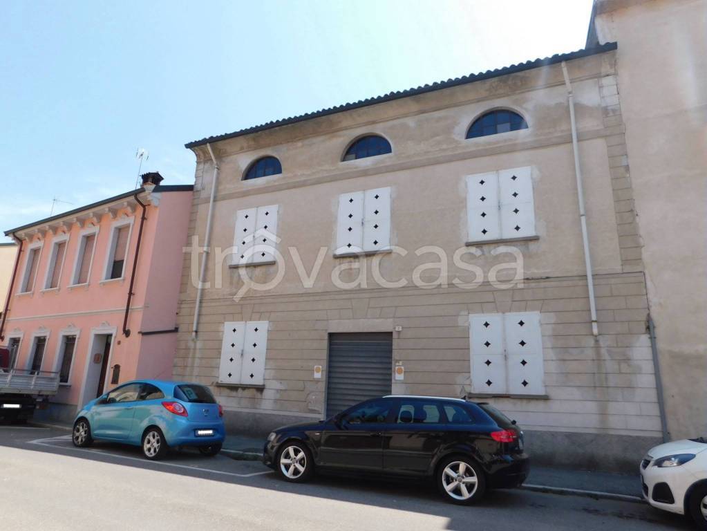 casa indipendente in vendita a Garlasco