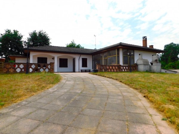 casa indipendente in vendita a Garlasco