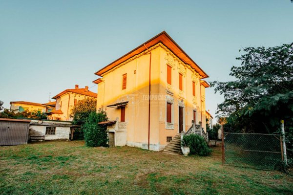 casa indipendente in vendita a Garlasco in zona Bozzola