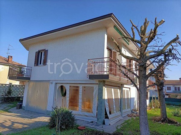 casa indipendente in vendita a Garlasco