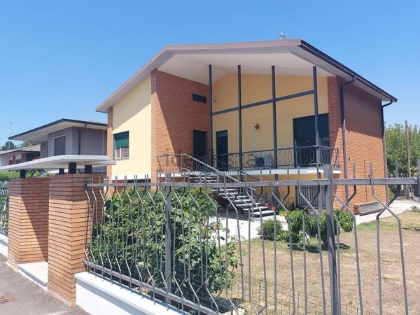 casa indipendente in vendita a Garlasco
