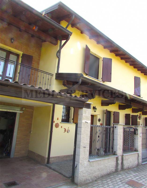 casa indipendente in vendita a Garlasco