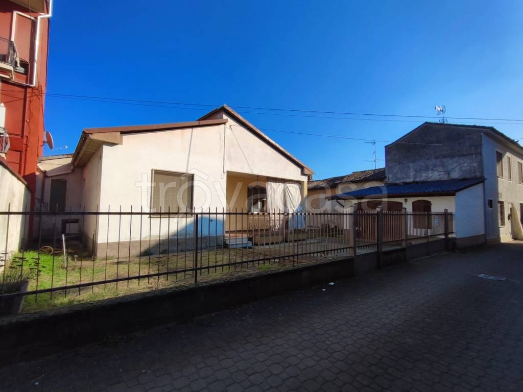 casa indipendente in vendita a Garlasco