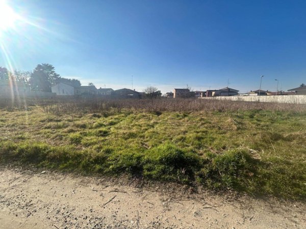 terreno agricolo in vendita a Garlasco