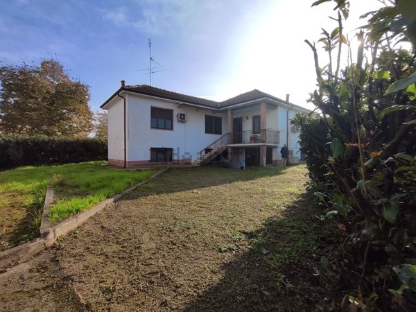 casa indipendente in vendita a Garlasco