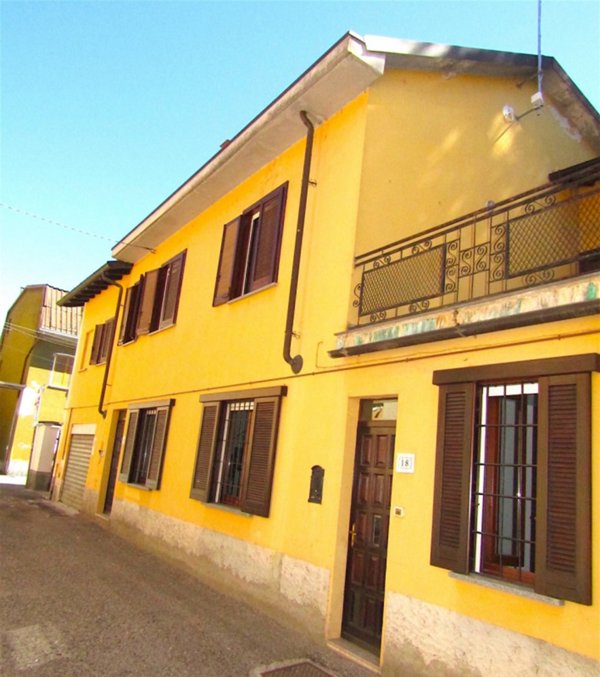 casa indipendente in vendita a Garlasco in zona Bozzola