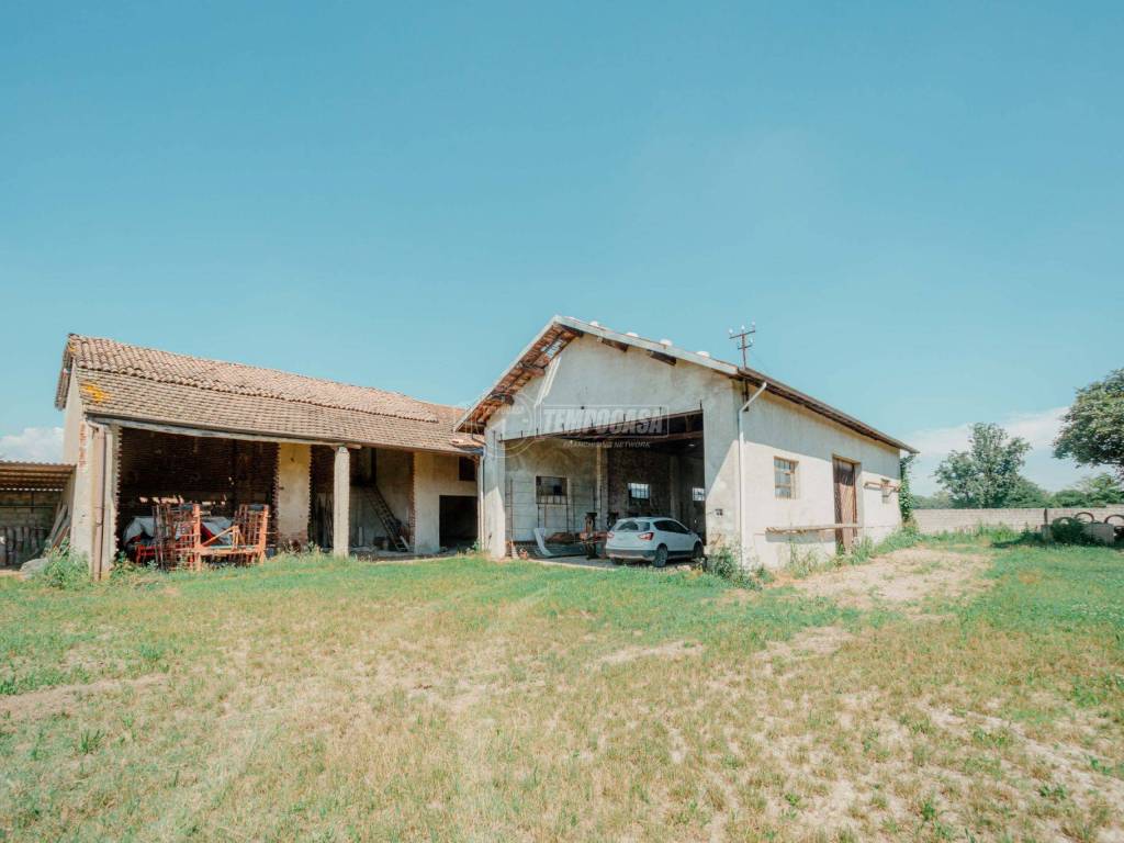 casa indipendente in vendita a Garlasco