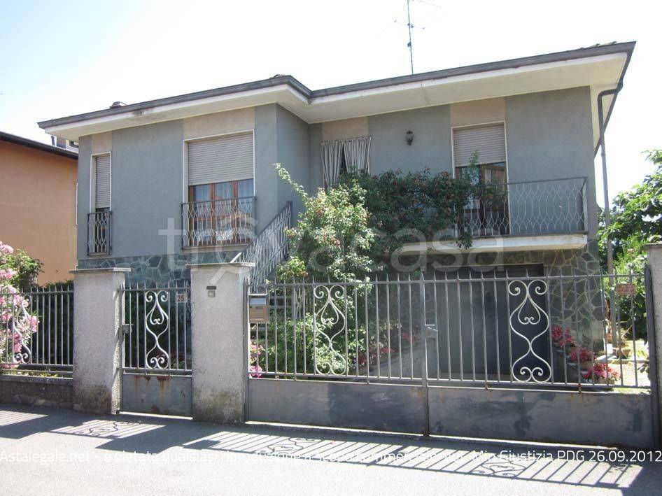 casa indipendente in vendita a Garlasco
