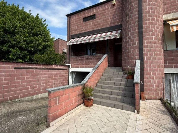 casa indipendente in vendita a Garlasco