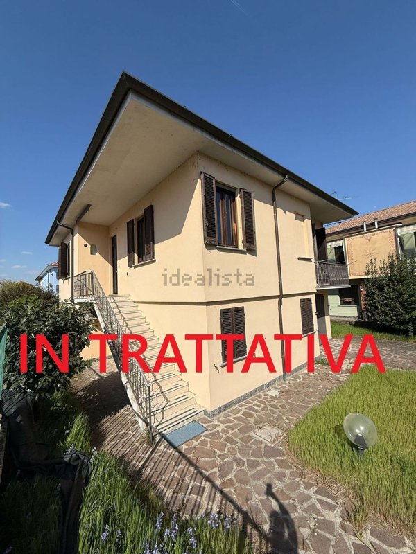 casa indipendente in vendita a Garlasco