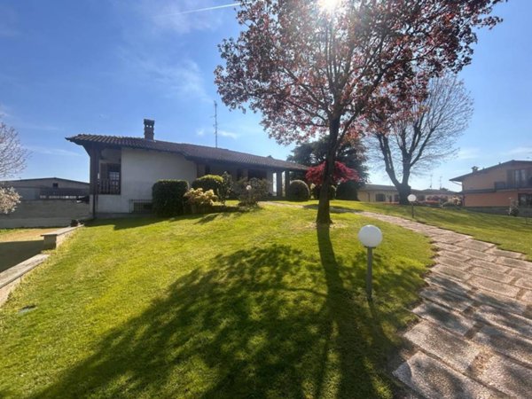 casa indipendente in vendita a Garlasco