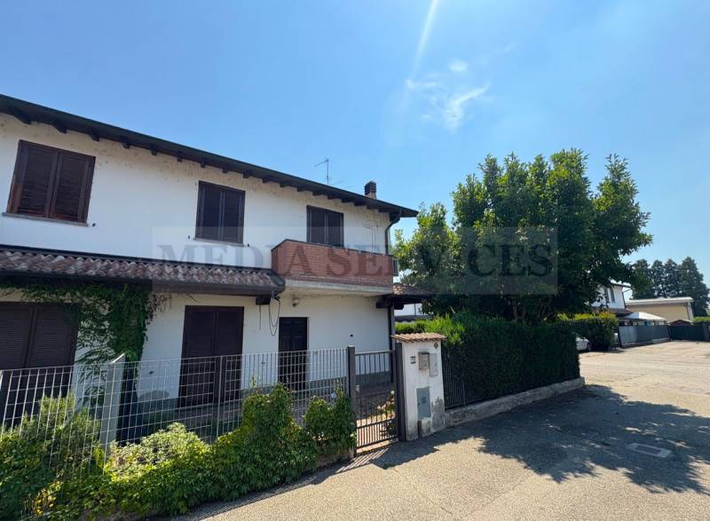 casa indipendente in vendita a Garlasco