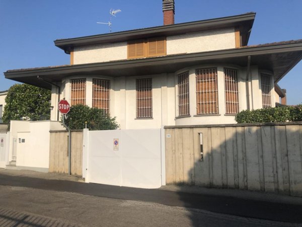 casa indipendente in vendita a Garlasco