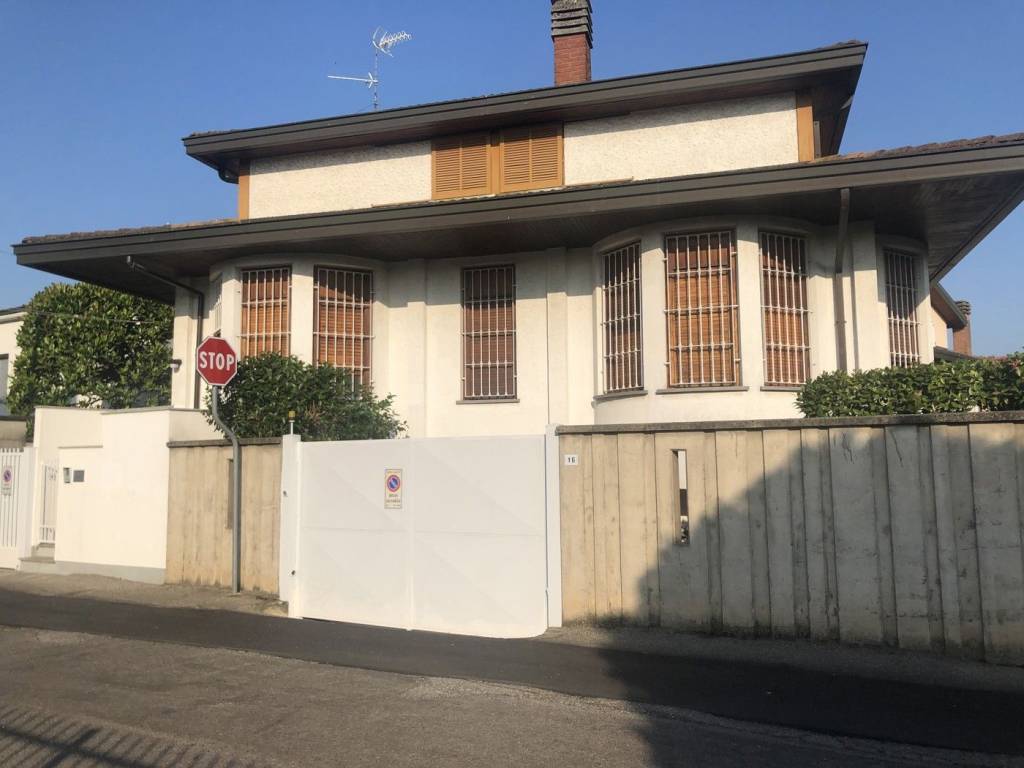 casa indipendente in vendita a Garlasco