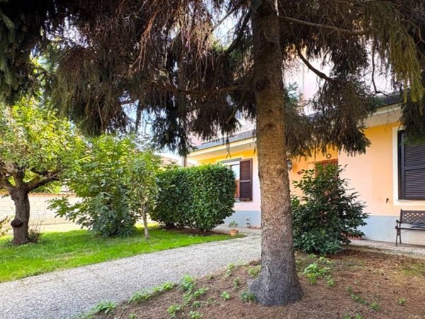 appartamento in vendita a Garlasco in zona Bozzola