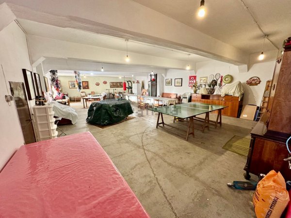 locale di sgombero in vendita a Garlasco