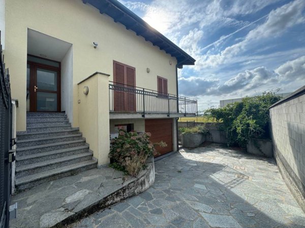 casa indipendente in vendita a Garlasco