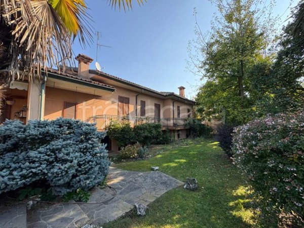 casa indipendente in vendita a Garlasco