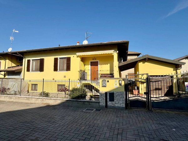casa indipendente in vendita a Garlasco