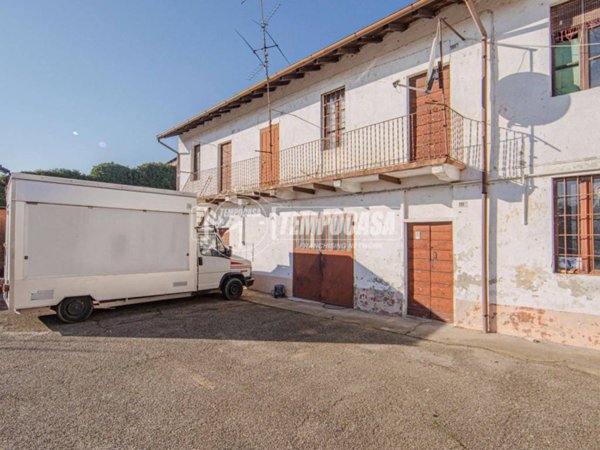 appartamento in vendita a Garlasco in zona Bozzola