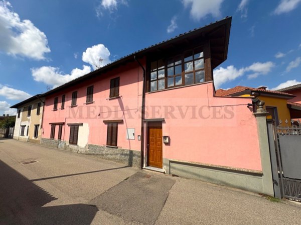 casa indipendente in vendita a Garlasco
