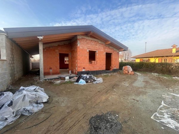 casa indipendente in vendita a Garlasco