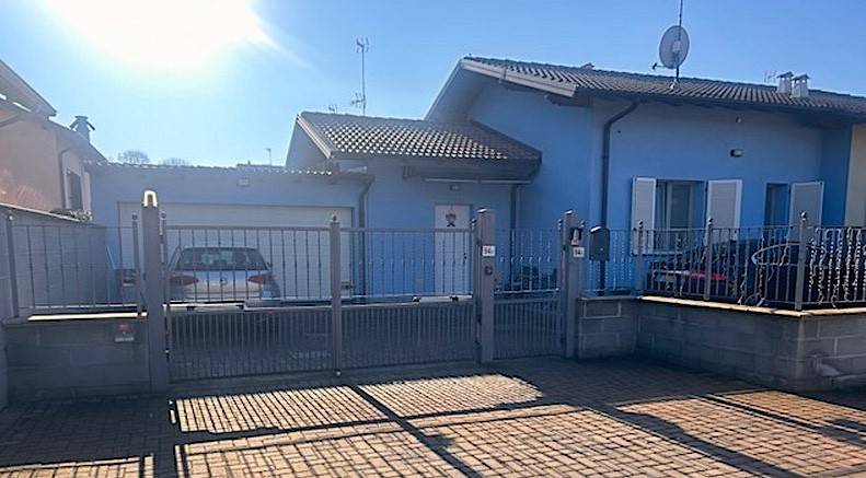 casa indipendente in vendita a Garlasco