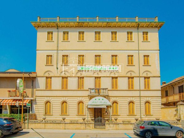 negozio in vendita a Garlasco