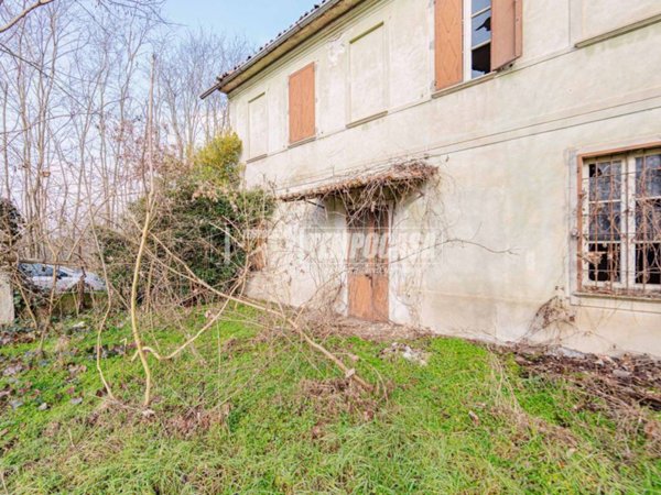 casa indipendente in vendita a Garlasco in zona San Biagio
