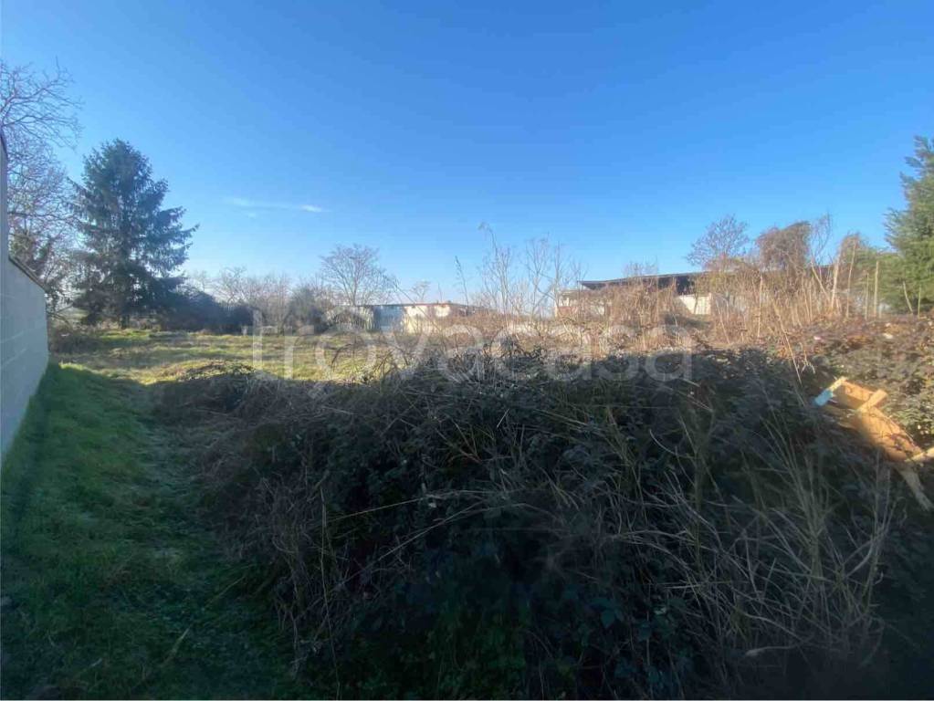 terreno edificabile in vendita a Garlasco