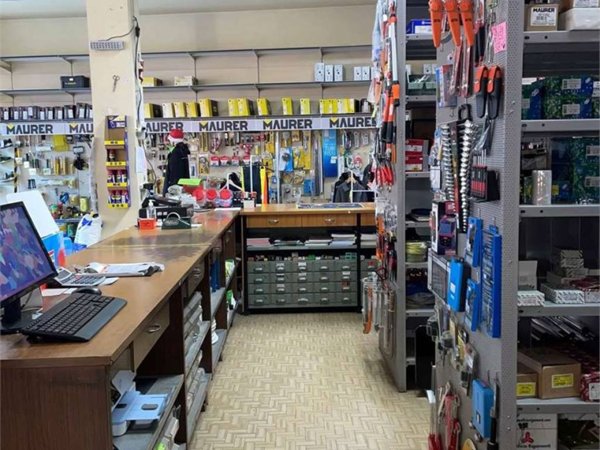 negozio in vendita a Garlasco