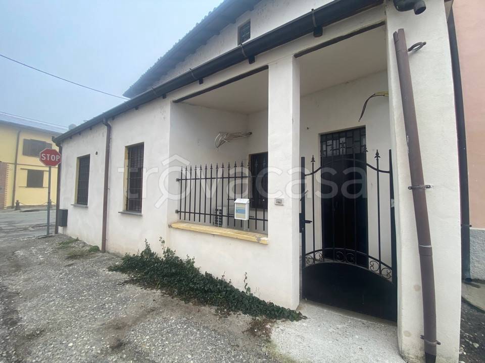 casa indipendente in vendita a Garlasco