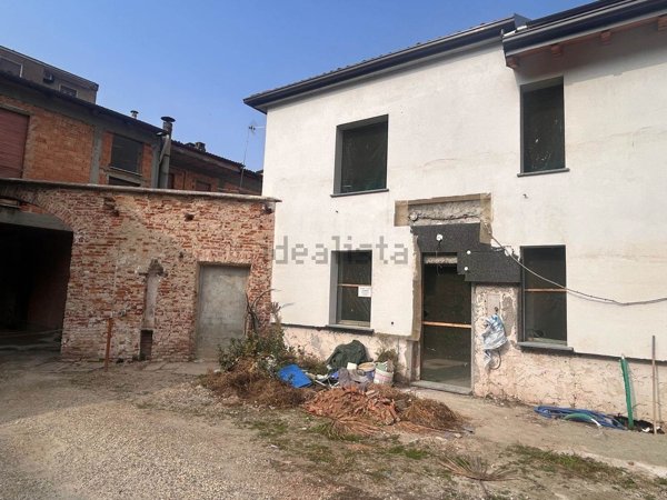 casa indipendente in vendita a Garlasco