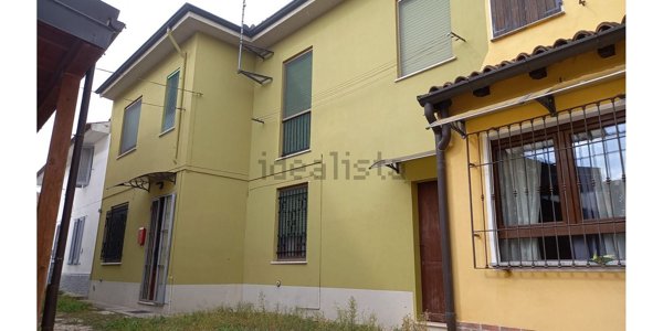 casa indipendente in vendita a Garlasco