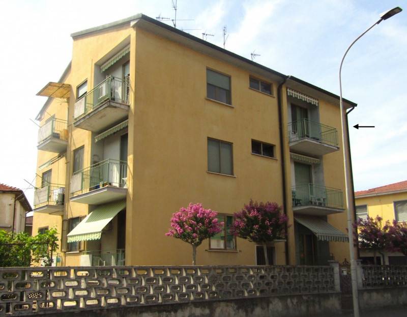 appartamento in vendita a Garlasco in zona Bozzola