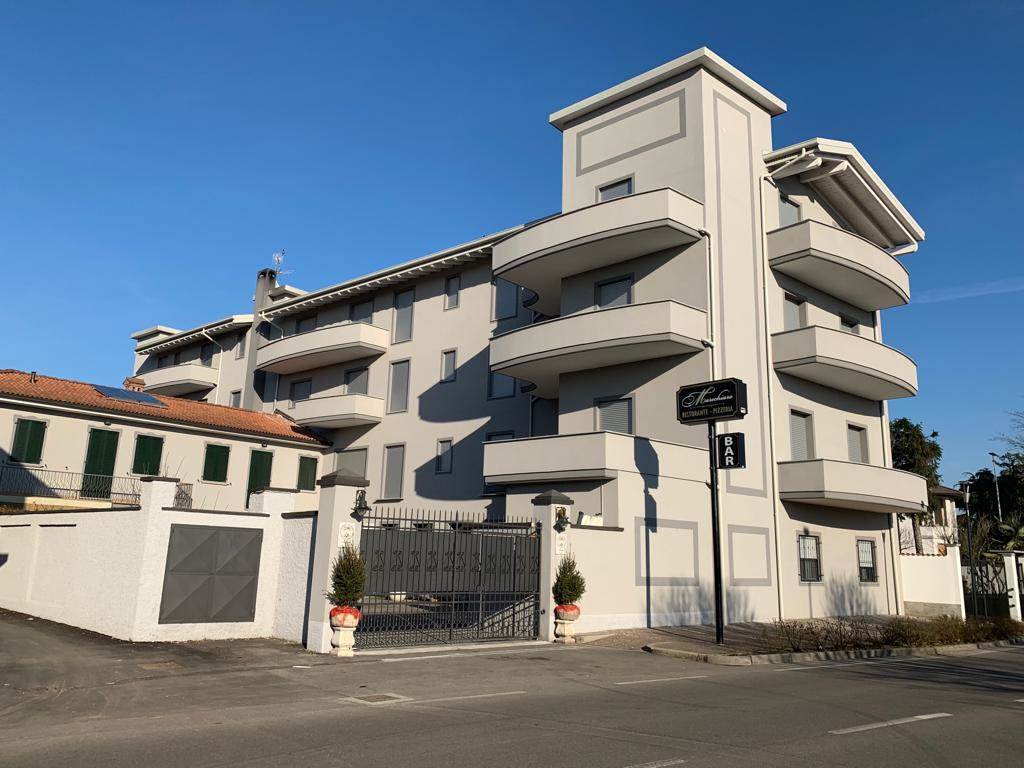 appartamento in vendita a Garlasco in zona Bozzola
