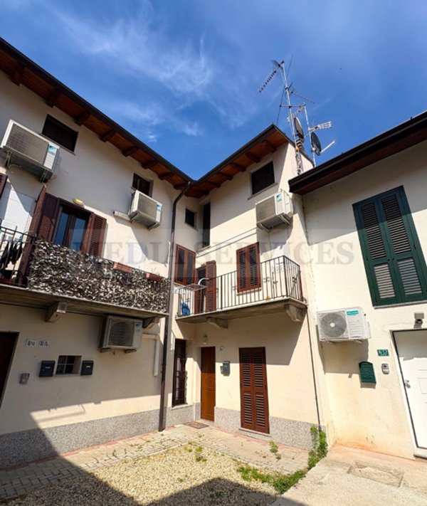 appartamento in vendita a Garlasco in zona Bozzola