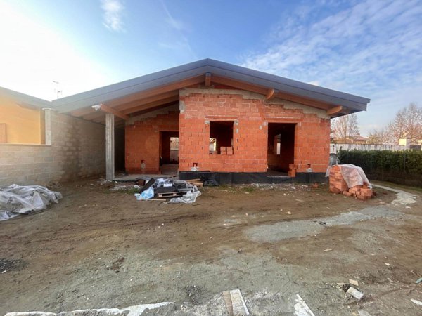 casa indipendente in vendita a Garlasco in zona Bozzola