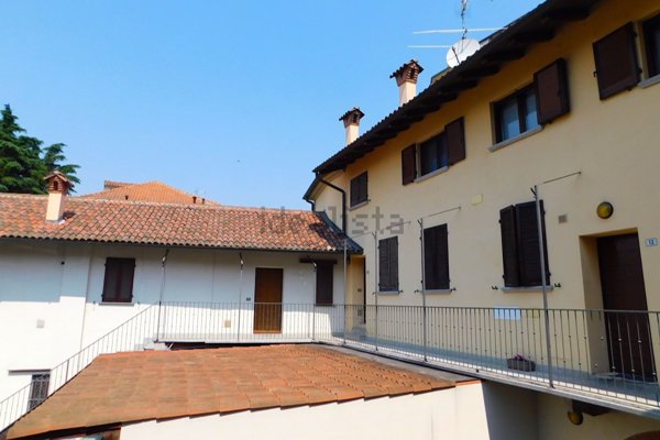 appartamento in vendita a Garlasco in zona Bozzola