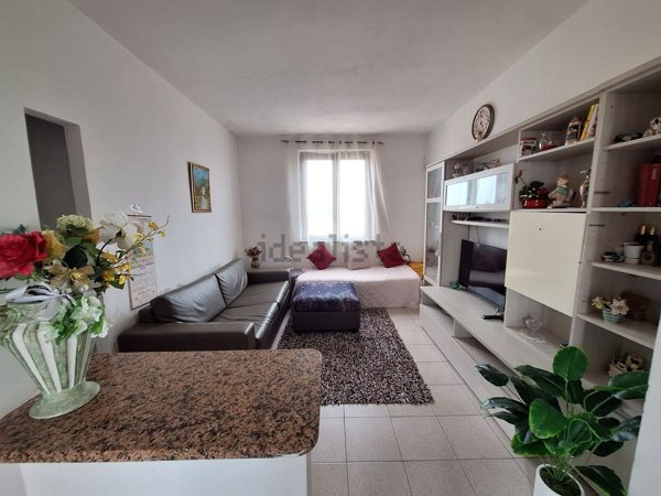 appartamento in vendita a Garlasco in zona Bozzola