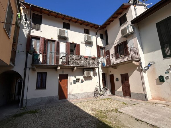 appartamento in vendita a Garlasco in zona Bozzola