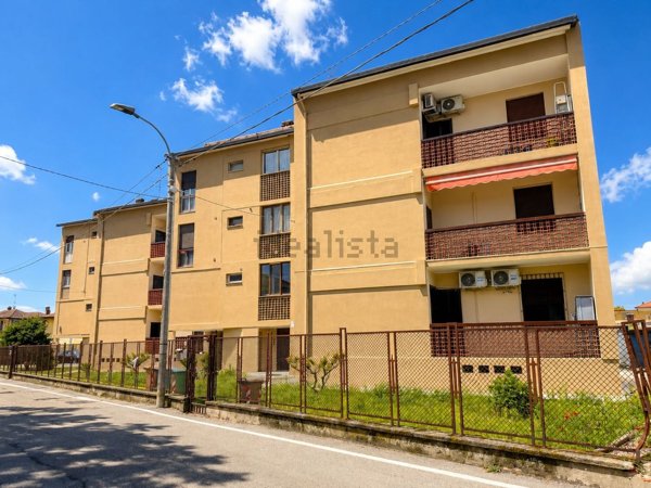 appartamento in vendita a Garlasco in zona Bozzola