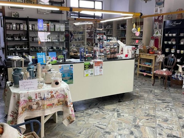negozio in vendita a Garlasco in zona Bozzola
