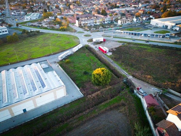 terreno edificabile in vendita a Garlasco in zona Bozzola