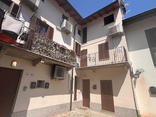 casa indipendente in vendita a Garlasco in zona Bozzola