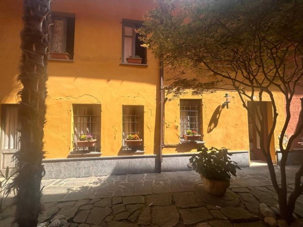 casa indipendente in vendita a Garlasco in zona Bozzola