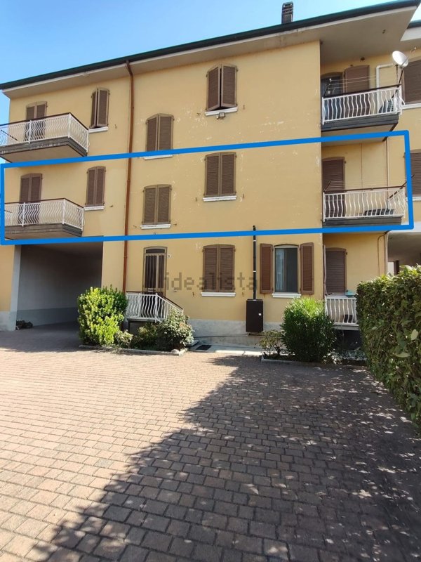 appartamento in vendita a Garlasco in zona Bozzola