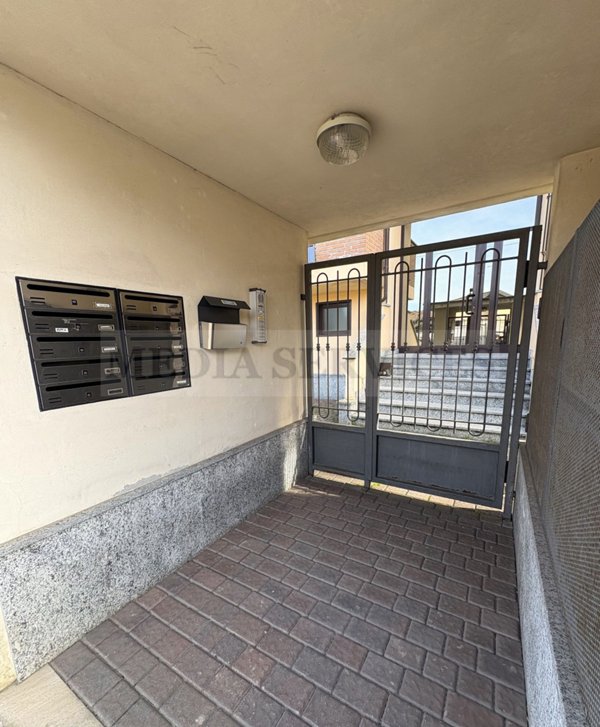 appartamento in vendita a Garlasco in zona Bozzola