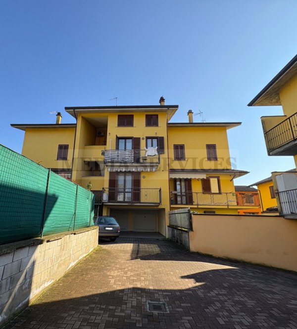 appartamento in vendita a Garlasco in zona Bozzola